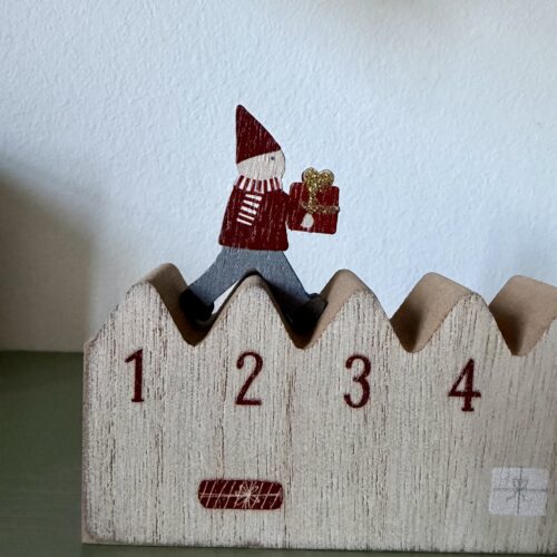 Julekalender "julenisse med pakke"